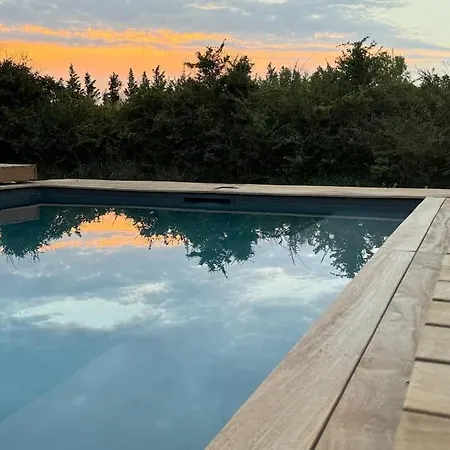 Nyaraló Avec Piscine *