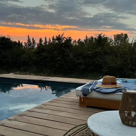Nyaraló Avec Piscine *